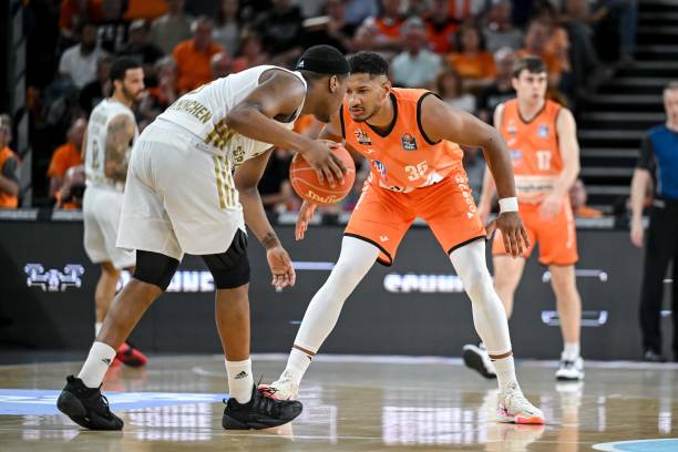 式在小规模 式在小规模